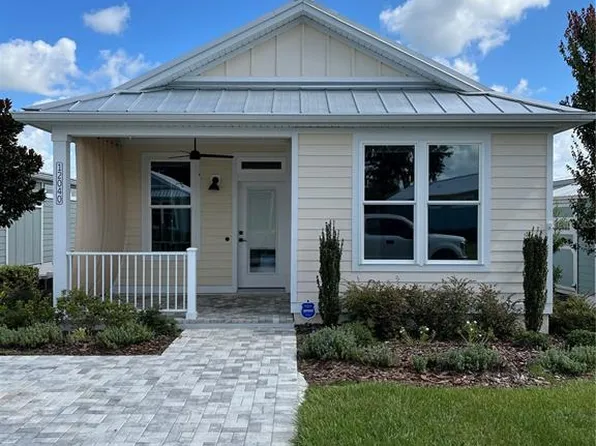 12040 Lakeshore Way, Oxford, FL 34484