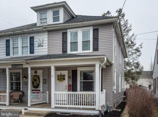 17 S Fulton St, Manheim, PA 17545