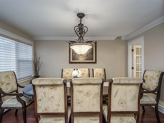 5th image of 1941 Parkwood Ter