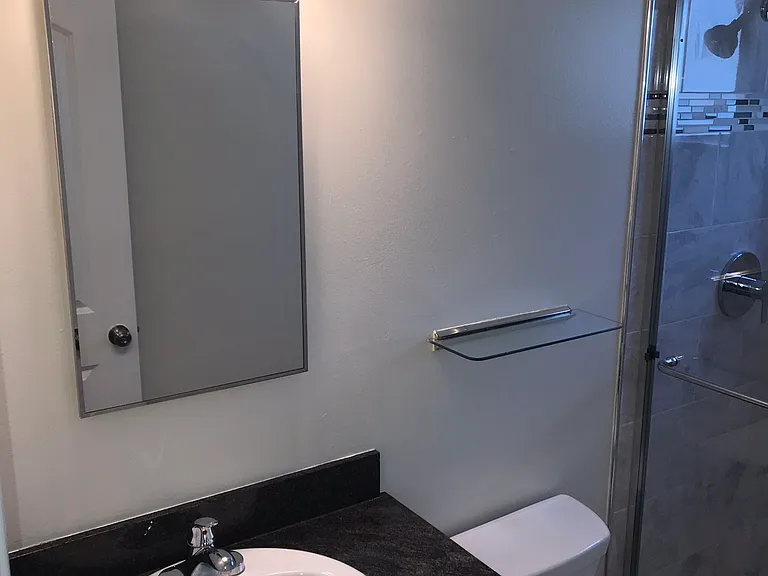 Wayne Lake Apartments — Photo 12