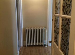 19 Ledyard St, New Windsor, NY 12553