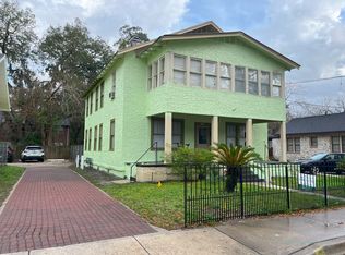 125 NW 10th St #3, Gainesville, FL 32601