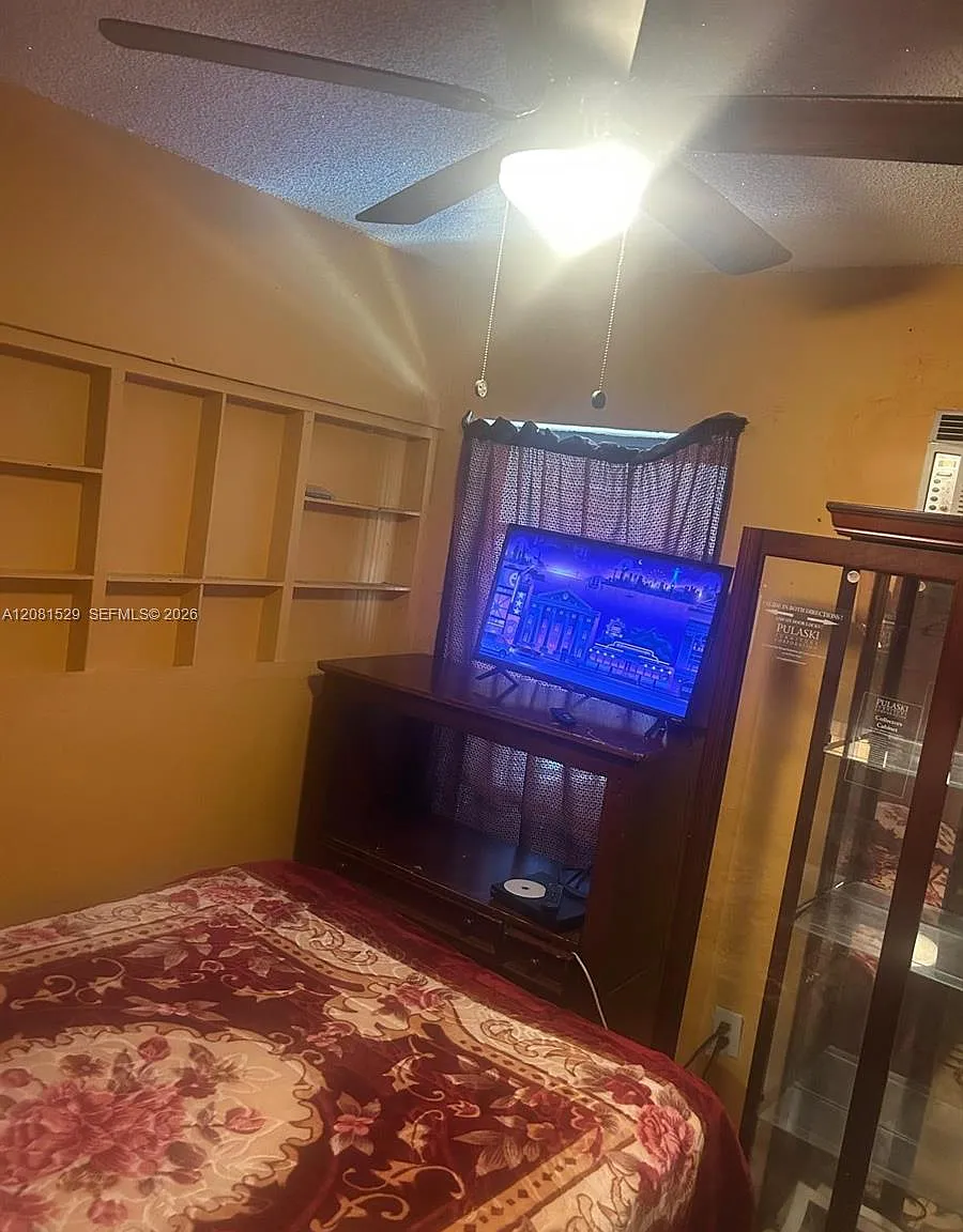Sierra — Photo 2
