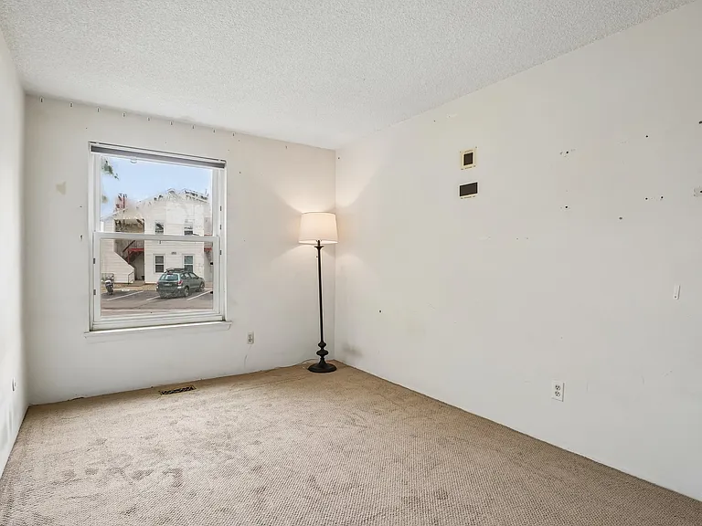 11922 Bellaire St #B — Photo 21