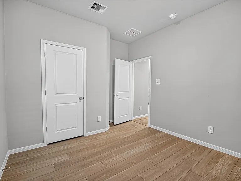 9254 Sea Garden St — Photo 23