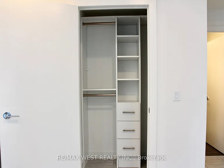 15 Mercer St #2504 — Photo 21