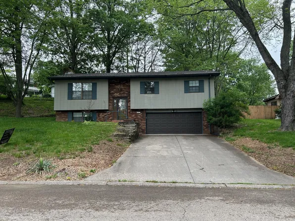 711 Woodbine Pl, Cape Girardeau, MO 63701