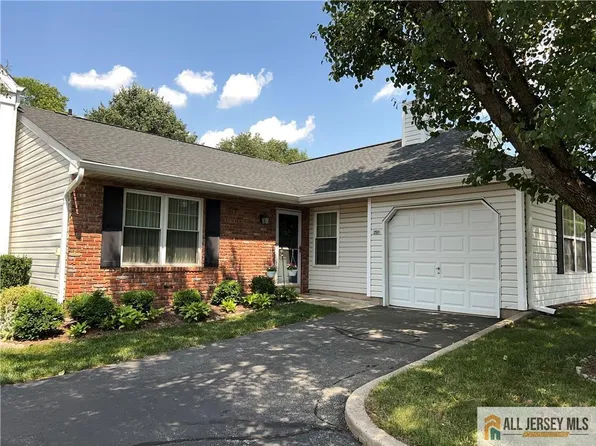 291 Hazlitt Way, Somerset, NJ 08873