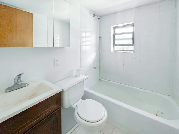 29 7th Avenue South image 12 of 12