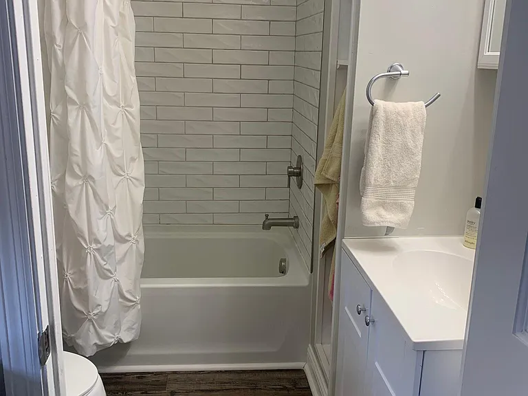 239 Columbia Ave — Photo 17