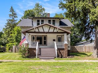 16 Maple St, Bangor, MI 49013