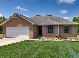 145 Laredo Cir, Huntsville, AL 35811