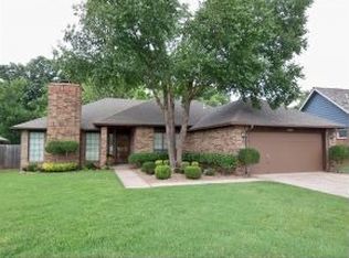 3308 Walnut Rd, Norman, OK 73072