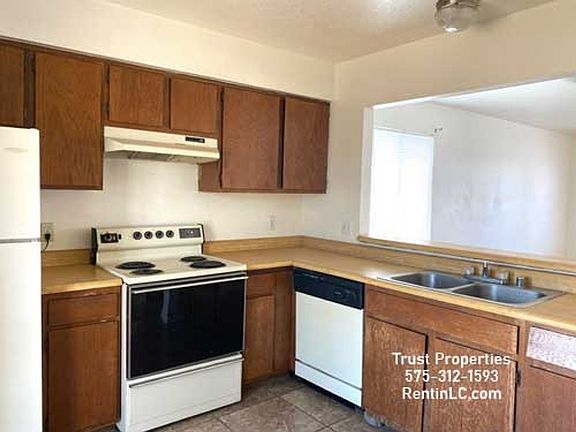 3rd image of 449 Dartmouth Ave APT D