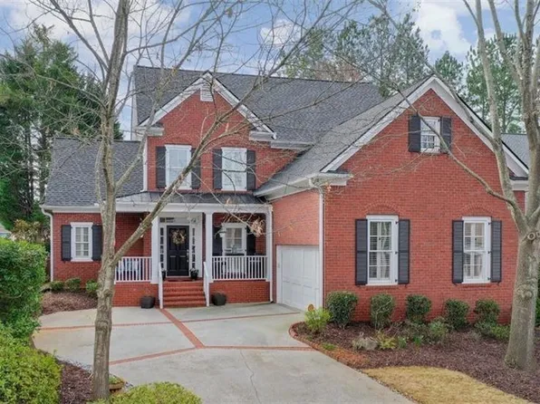 1515 Heritage Trl, Roswell, GA 30075