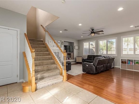 2nd image of 9056 Wolf Dancer Ave