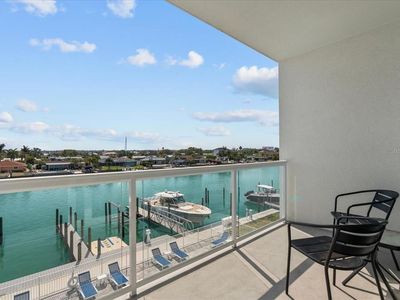 415 Island Way #303, Clearwater, FL, 33767