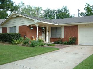 1216 W Woodlane Dr, Midwest City, OK 73110