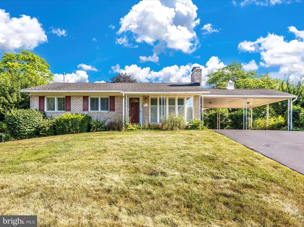 109 Birch Knoll Rd, Hagerstown, MD 21742