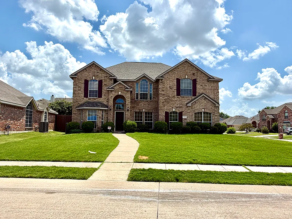 7204 Crane Dr
