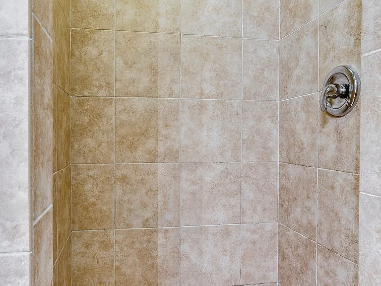 2041 W Rice St #1 — Photo 11