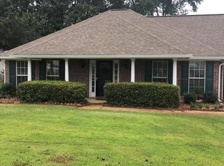 305 Willow Run, Pearl, MS 39208