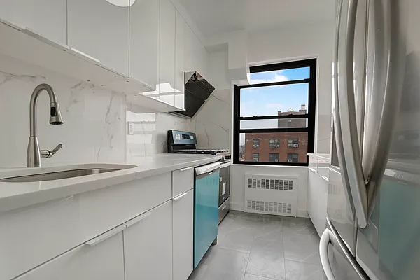 Sold by Oxford Property Group | media 17