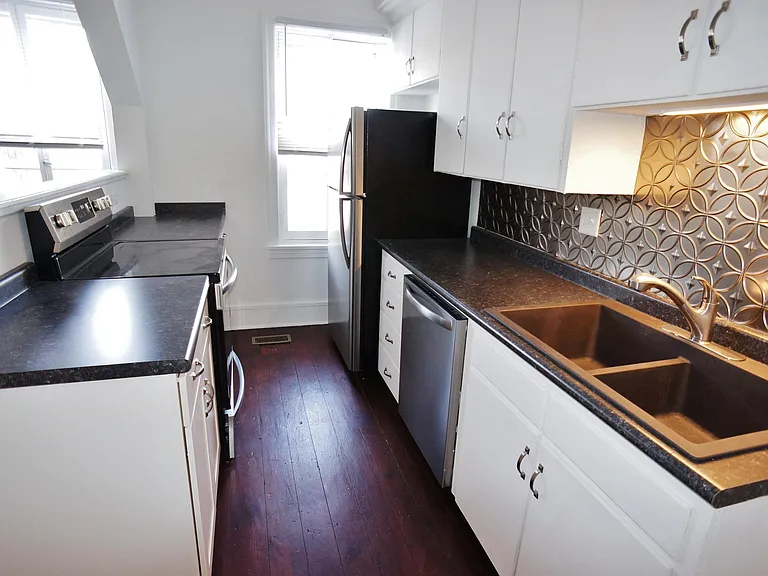 31 N Water St #C — Photo 7