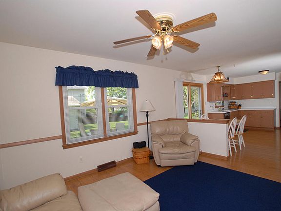 2nd image of 9109 W Crawford Ave