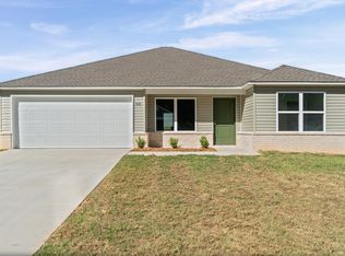1553 Meadows Dr, Benton, AR 72019
