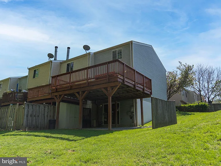 19130 Partridge Wood Dr — Photo 24