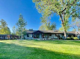 13424 Braun Rd, Golden, CO 80401