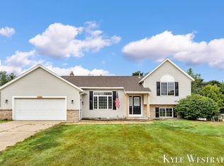1769 Cuper Ave, Dorr, MI 49323