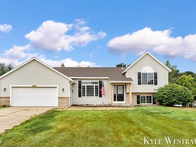 1769 Cuper Ave, Dorr, MI, 49323
