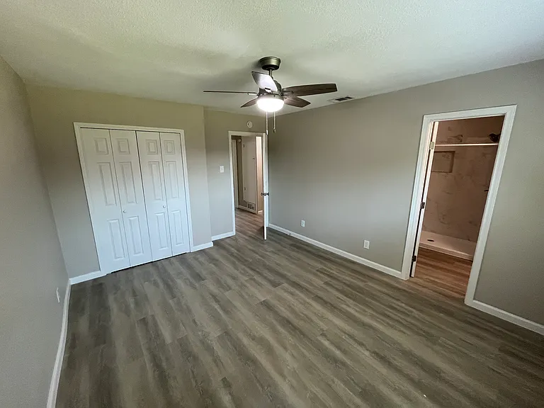 300 Ocean Dr — Photo 14