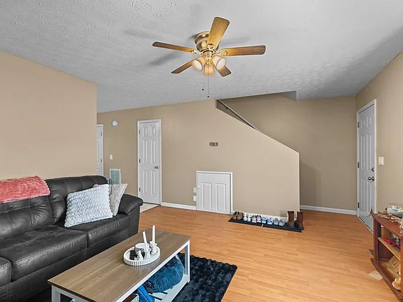 2nd image of 730 N Haun Dr #730