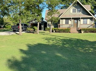 230 Lakeshore Dr, Blue Eye, MO 65611