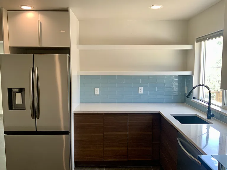 2340 Panorama Ave — Photo 6