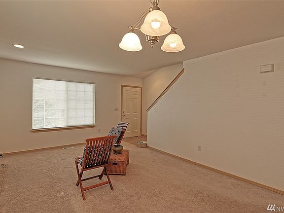 5th image of 5031 60th Ave NE