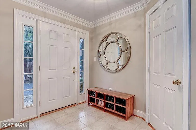 4 bed, 4.5 bath, 2416 sqft, $6,500 — Photo 3