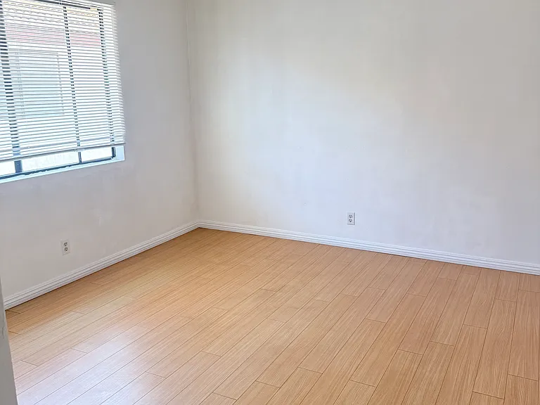 511 N McPherrin Ave #A — Photo 11
