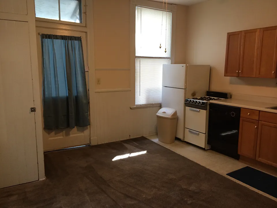 1st Floor Kitchen/Living Room