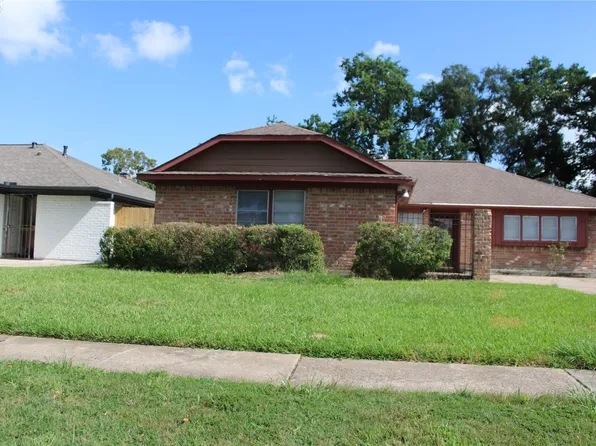 13819 Crosshaven Dr, Houston, TX 77015