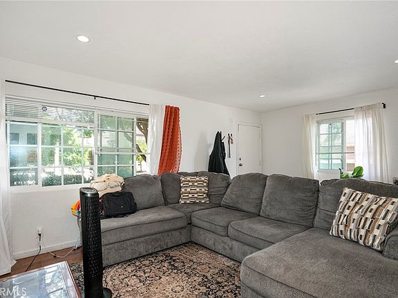 3rd image of 1218 W D St