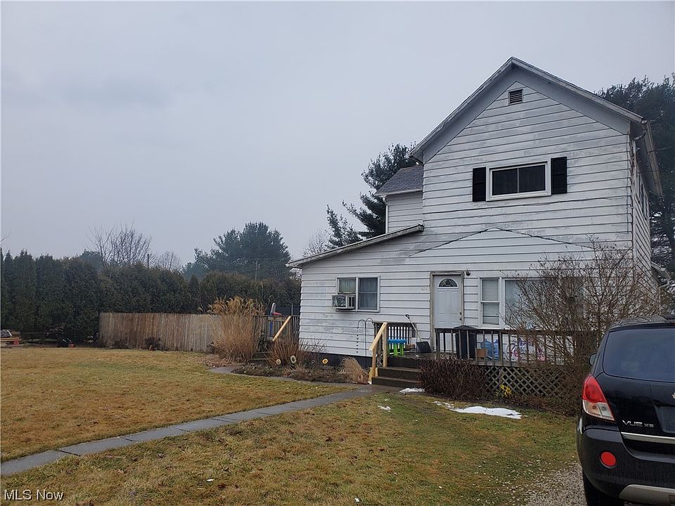 1st image of 454 School St