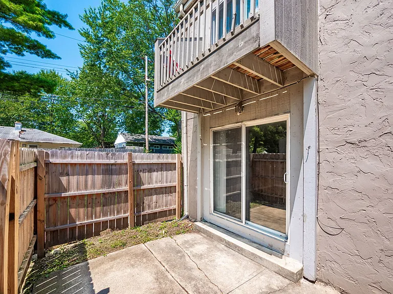 Grandview Passage — Photo 23