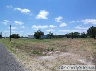 1100 Manley St, Navasota, TX 77868