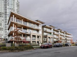 7788 18th St #301, Burnaby, BC V3N