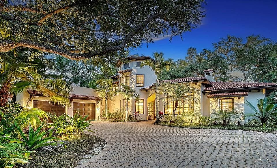 1st image of 922 INDIAN BEACH DRIVE