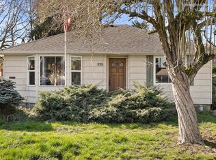 255 N 19th Ave, Cornelius, OR 97113